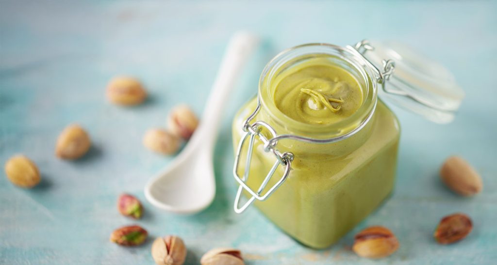 Cómo hacer crema de pistachos casera para tus postres
